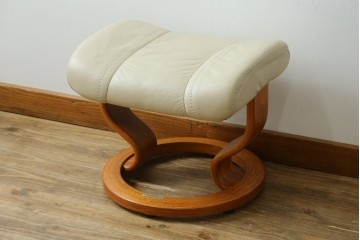 中古　美品　EKORNES(エコーネス)　Stressless Wing(ウィング)　本革　オットマン付きストレスレスチェア　定価約35万円　(R-088156)