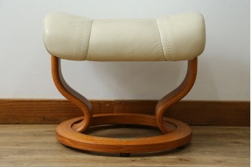 中古　美品　EKORNES(エコーネス)　Stressless Wing(ウィング)　本革　オットマン付きストレスレスチェア　定価約35万円　(R-088156)