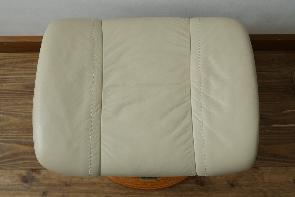 中古　美品　EKORNES(エコーネス)　Stressless Wing(ウィング)　本革　オットマン付きストレスレスチェア　定価約35万円　(R-088156)