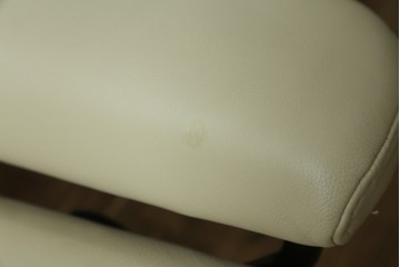 中古　美品　EKORNES(エコーネス)　Stressless Wing(ウィング)　本革　オットマン付きストレスレスチェア　定価約35万円　(R-088156)