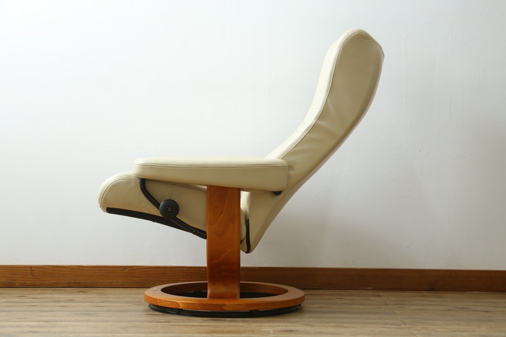 中古　美品　EKORNES(エコーネス)　Stressless Wing(ウィング)　本革　オットマン付きストレスレスチェア　定価約35万円　(R-088156)