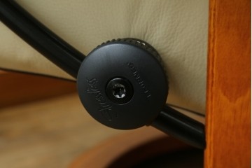 中古　美品　EKORNES(エコーネス)　Stressless Wing(ウィング)　本革　オットマン付きストレスレスチェア　定価約35万円　(R-088156)