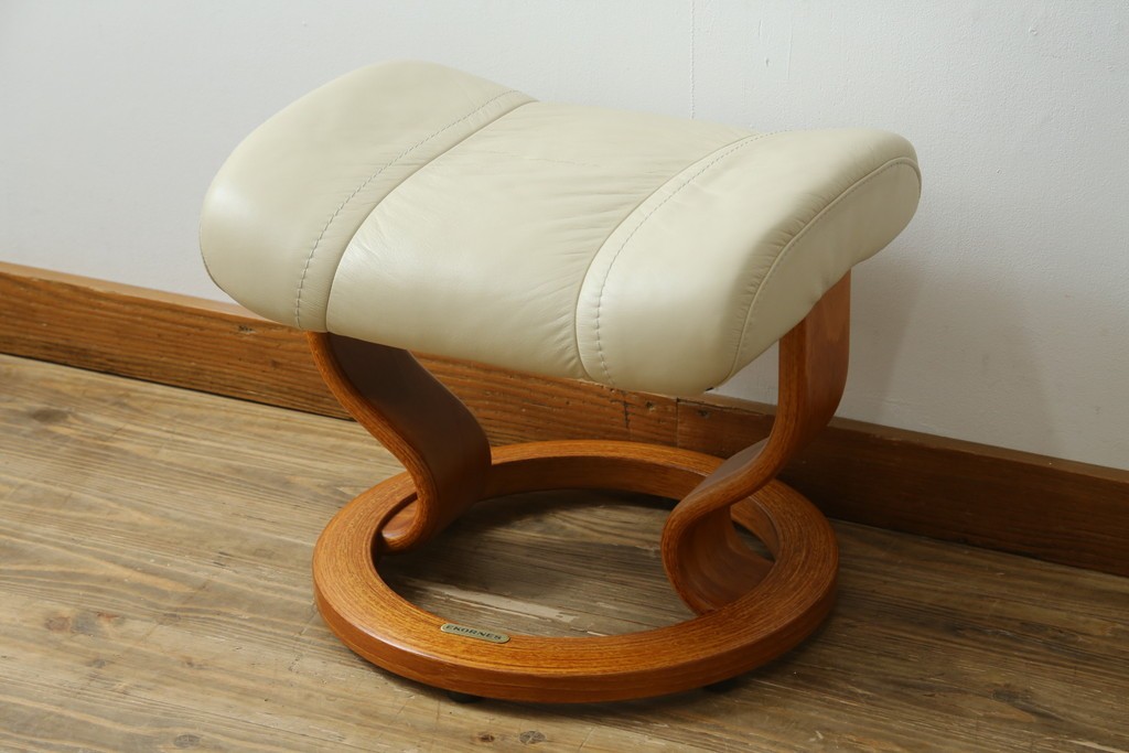中古　美品　EKORNES(エコーネス)　Stressless Wing(ウィング)　本革　オットマン付きストレスレスチェア　定価約35万円　(R-088156)