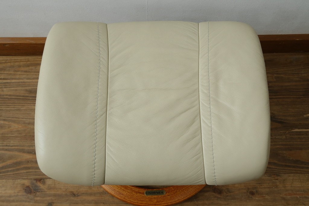 中古　美品　EKORNES(エコーネス)　Stressless Wing(ウィング)　本革　オットマン付きストレスレスチェア　定価約35万円　(R-088156)