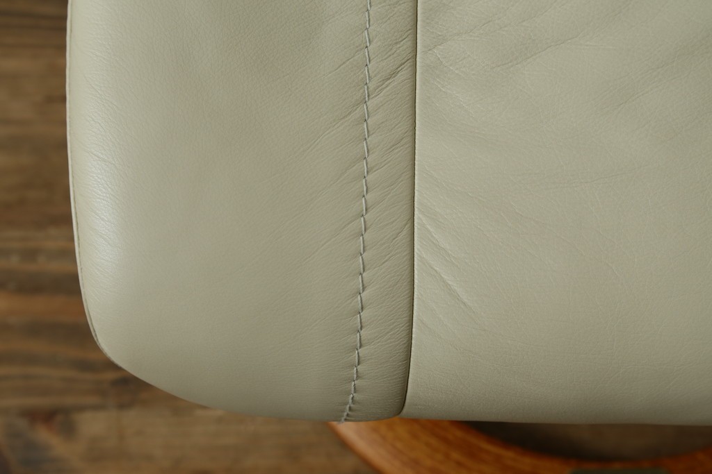 中古　美品　EKORNES(エコーネス)　Stressless Wing(ウィング)　本革　オットマン付きストレスレスチェア　定価約35万円　(R-088156)