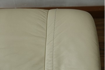 中古　美品　EKORNES(エコーネス)　Stressless Wing(ウィング)　本革　オットマン付きストレスレスチェア　定価約35万円　(R-088156)