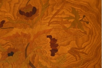 中古　美品　展示品　CLイタリア(CLItalia)　象嵌天板と優美な装飾が上品な丸テーブル　(R-088157)