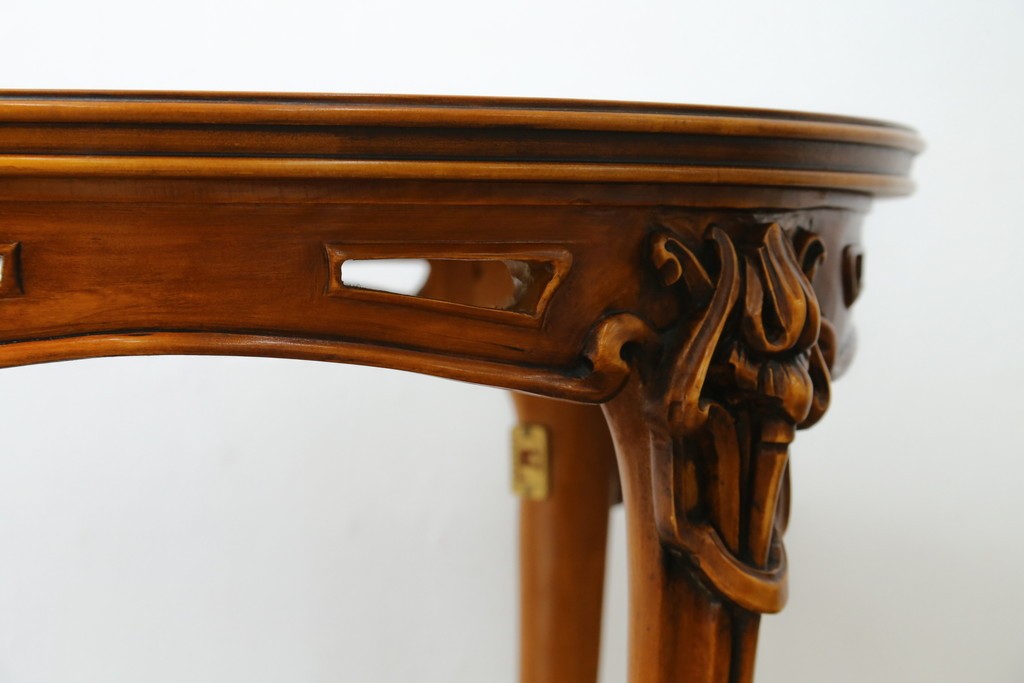 中古　美品　展示品　CLイタリア(CLItalia)　象嵌天板と優美な装飾が上品な丸テーブル　(R-088157)