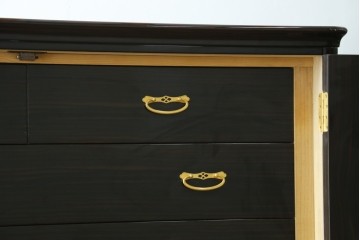 中古　高級品　黒檀　扇面と流水文の蒔絵が上品な衣装箪笥　定価約150万円　(R-088159)