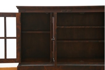 中古　美品　神居民芸(Kamui、カムイ)　ブランドロゴ入り　格子入りガラス扉のサイドボード　(R-088168)