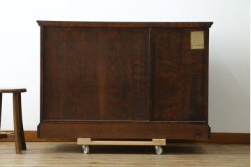 中古　美品　神居民芸(Kamui、カムイ)　ブランドロゴ入り　格子入りガラス扉のサイドボード　(R-088168)