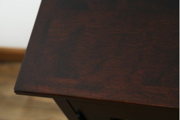 中古　美品　神居民芸(Kamui、カムイ)　ブランドロゴ入り　格子入りガラス扉のサイドボード　(R-088168)