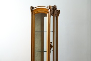 中古　美品　CLイタリア(CLItalia)社　優美な曲線と透かし装飾が目を引くキャビネット　定価約210万円　(R-088174)
