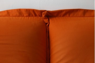 中古　ligne roset(リーンロゼ)　ROSETCalin(ロゼカラン)　type1　スウェードR-0691　鮮やかなオレンジカラーの2人掛けソファ　定価約52万円　(R-088177)