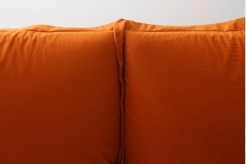 中古　ligne roset(リーンロゼ)　ROSETCalin(ロゼカラン)　type1　スウェードR-0691　鮮やかなオレンジカラーの2人掛けソファ　定価約52万円　(R-088177)