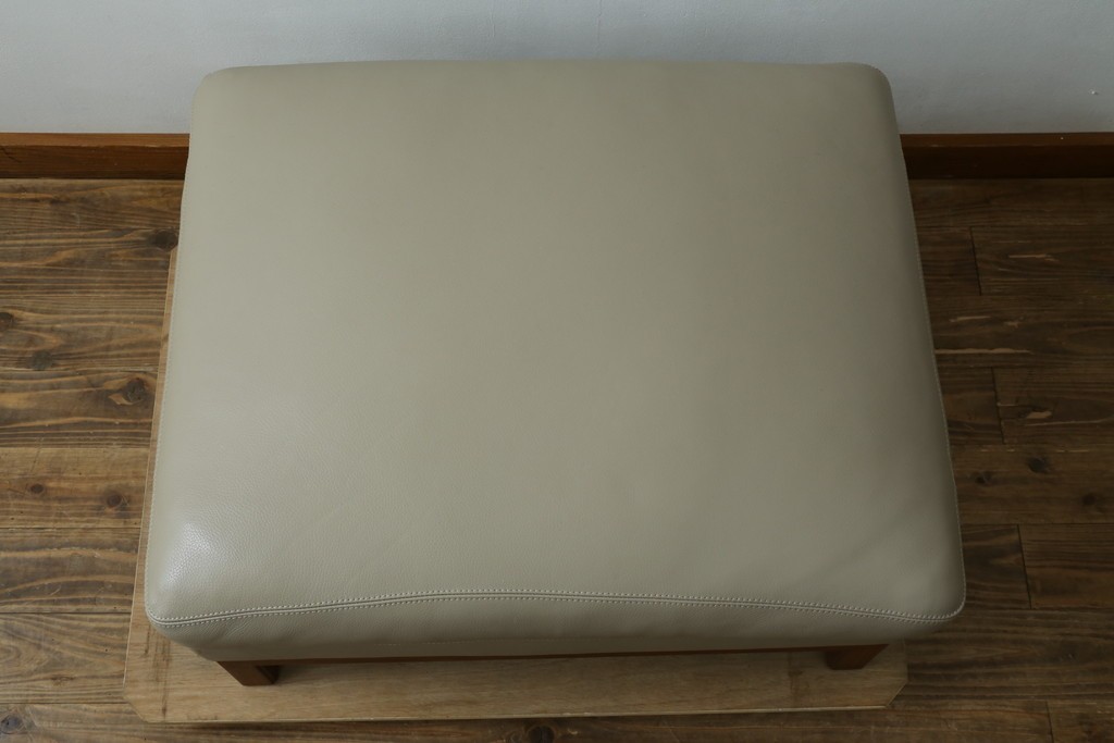 中古　美品　CONDE HOUSE(カンディハウス)　本革　ウォールナット材　オットマン付き2人掛けソファ　定価約128万円　(R-088180)