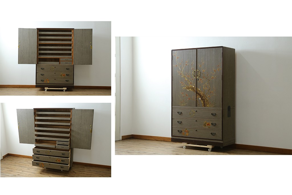 中古　美品　木地蒔絵　並厚　梅や草花の図が上品な着物箪笥　定価約100万円　(R-088181)