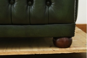 中古　美品　イギリス　OLD TIMES(オールドタイムス)　Bradbury Pouffe Table(ブラッドベリー プーフ テーブル)　本革　チェスターフィールド調のセンターテーブル　定価約30万円　(R-088182)
