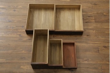 和製アンティーク　希少　完全オリジナル!!　総欅(ケヤキ)材　荘厳な雰囲気を醸し出す当時のままの佐渡船箪笥　R-088183