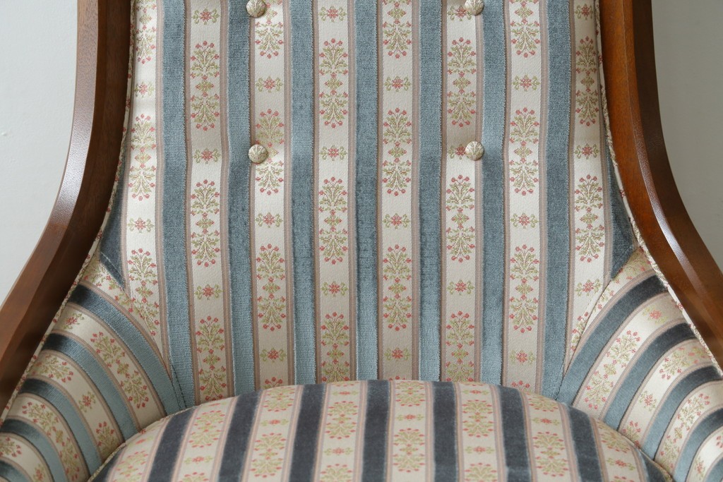 中古　DREXEL HERITAGE(ドレクセルヘリテイジ)　Upholstery(アップホルスタリー)　ストライプ柄のハイバックチェア　(R-088184)