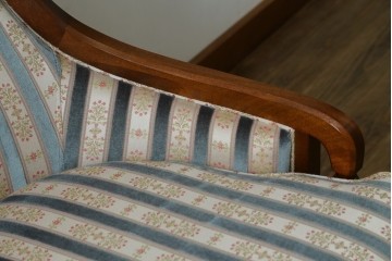 中古　DREXEL HERITAGE(ドレクセルヘリテイジ)　Upholstery(アップホルスタリー)　ストライプ柄のハイバックチェア　(R-088184)