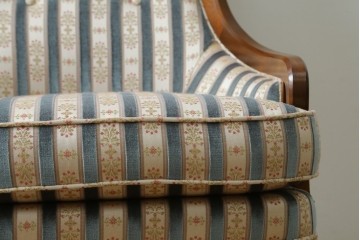 中古　DREXEL HERITAGE(ドレクセルヘリテイジ)　Upholstery(アップホルスタリー)　ストライプ柄のハイバックチェア　(R-088184)