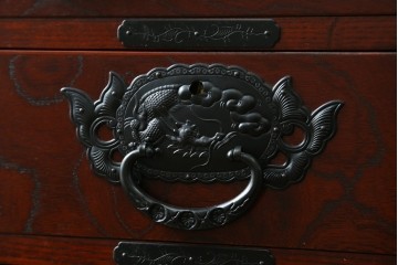 中古　美品　欅産業　仙台民藝箪笥(仙台箪笥)　漆塗りの収納箪笥　定価約41万円　(R-088186)