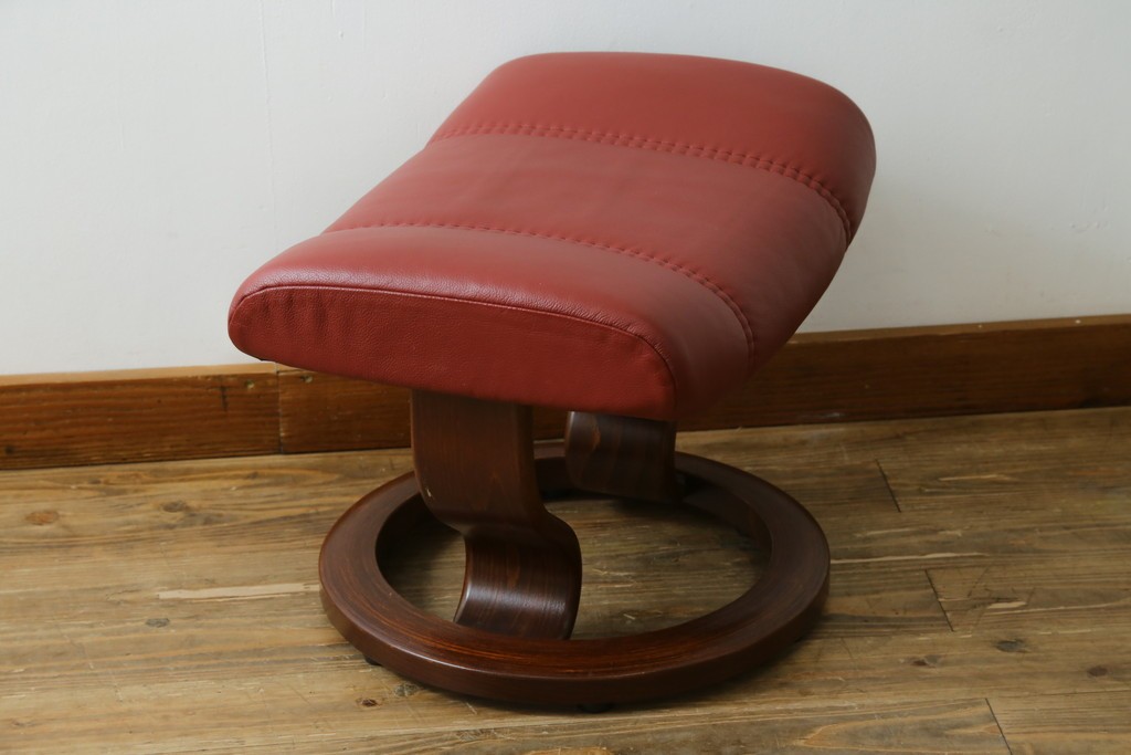 中古　美品　EKORNES(エコーネス)　コンサルシリーズ　Sサイズ　本革　洗練されたデザインが魅力のストレスレスチェアとオットマンのセット　(R-088188)