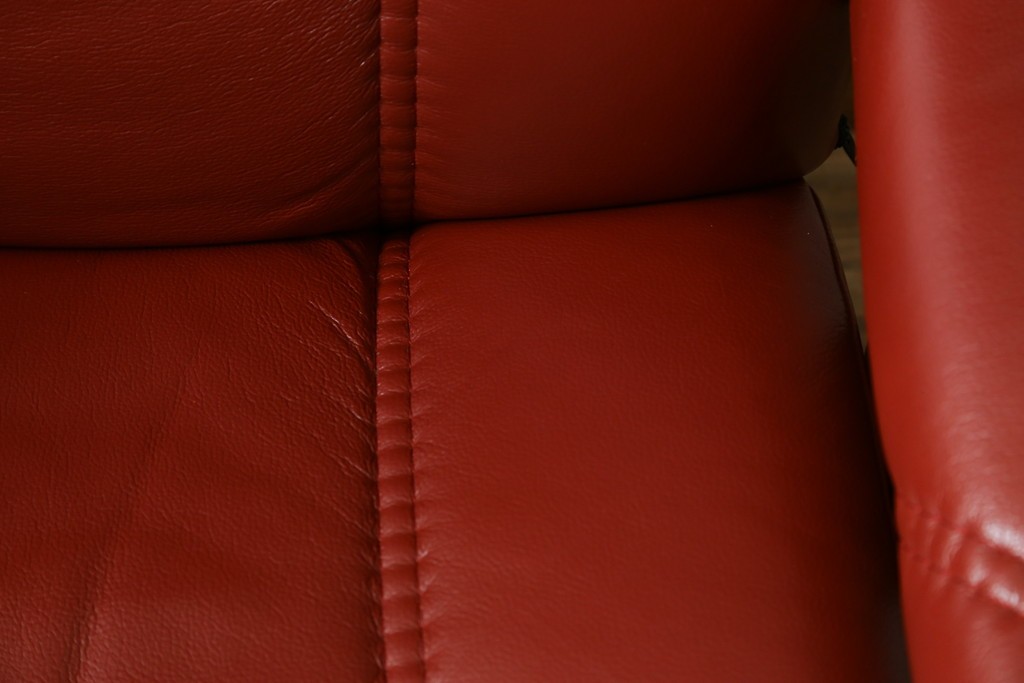中古　美品　EKORNES(エコーネス)　コンサルシリーズ　Sサイズ　本革　洗練されたデザインが魅力のストレスレスチェアとオットマンのセット　(R-088188)