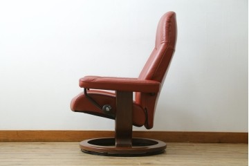 中古　美品　EKORNES(エコーネス)　コンサルシリーズ　Sサイズ　本革　洗練されたデザインが魅力のストレスレスチェアとオットマンのセット　(R-088188)