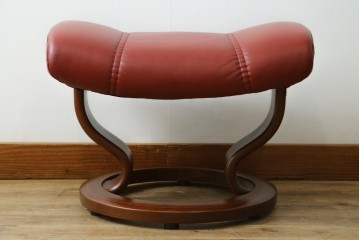 中古　美品　EKORNES(エコーネス)　コンサルシリーズ　Sサイズ　本革　洗練されたデザインが魅力のストレスレスチェアとオットマンのセット　(R-088188)