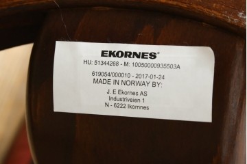 中古　美品　EKORNES(エコーネス)　コンサルシリーズ　Sサイズ　本革　洗練されたデザインが魅力のストレスレスチェアとオットマンのセット　(R-088188)