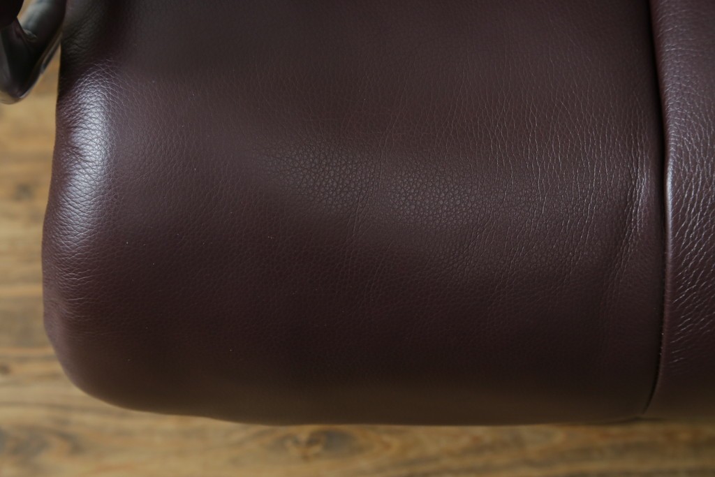 中古　美品　EKORNES(エコーネス)　Stressless Magic(ストレスレスマジック)　シグニチャー　Mサイズ　本革製　高級感溢れるオットマン付きストレスレスチェア　(R-088190)