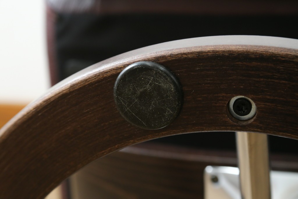 中古　美品　EKORNES(エコーネス)　Stressless Magic(ストレスレスマジック)　シグニチャー　Mサイズ　本革製　高級感溢れるオットマン付きストレスレスチェア　(R-088190)