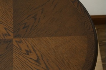 中古　美品　カリモク家具(karimoku)　ドマーニ(domani)　クイーンズライフ(QUEENS LIFE)　クラシカルモダンな雰囲気漂うリビングテーブル　定価約17万円　(R-088193)