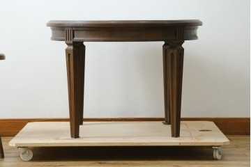 中古　美品　カリモク家具(karimoku)　ドマーニ(domani)　クイーンズライフ(QUEENS LIFE)　クラシカルモダンな雰囲気漂うリビングテーブル　定価約17万円　(R-088193)
