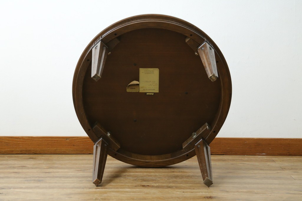 中古　美品　カリモク家具(karimoku)　ドマーニ(domani)　クイーンズライフ(QUEENS LIFE)　クラシカルモダンな雰囲気漂うリビングテーブル　定価約17万円　(R-088193)