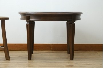 中古　美品　カリモク家具(karimoku)　ドマーニ(domani)　クイーンズライフ(QUEENS LIFE)　クラシカルモダンな雰囲気漂うリビングテーブル　定価約17万円　(R-088193)