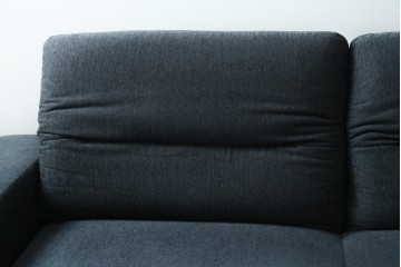 中古　美品　デンマーク　BoConcept(ボーコンセプト)　Hampton(ハンプトン)　可動式背もたれを備えた2人掛けソファとオットマンのセット　定価約100万円　(R-088195)
