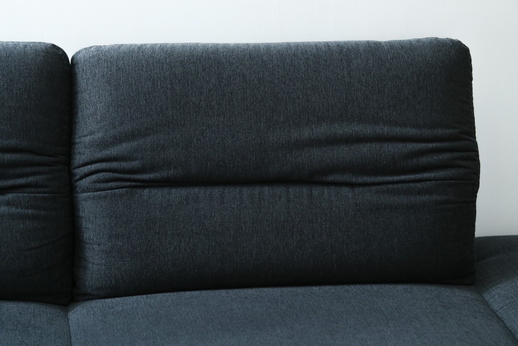 中古　美品　デンマーク　BoConcept(ボーコンセプト)　Hampton(ハンプトン)　可動式背もたれを備えた2人掛けソファとオットマンのセット　定価約100万円　(R-088195)