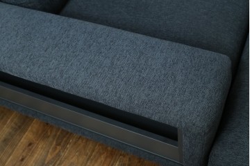 中古　美品　デンマーク　BoConcept(ボーコンセプト)　Hampton(ハンプトン)　可動式背もたれを備えた2人掛けソファとオットマンのセット　定価約100万円　(R-088195)