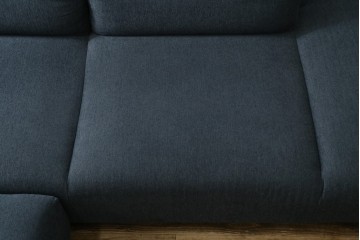 中古　美品　デンマーク　BoConcept(ボーコンセプト)　Hampton(ハンプトン)　可動式背もたれを備えた2人掛けソファとオットマンのセット　定価約100万円　(R-088195)