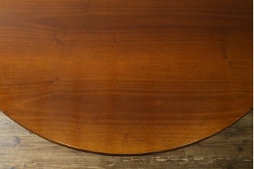 中古　美品　VARO,S.A. VALENTI(バロッサバレンティ)　挽物脚と丸型天板が上品なダイニングテーブル　(R-088197)