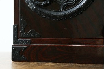 和製ヴィンテージ　仙台箪笥　牡丹金具が存在感を放つ小引き出し　(R-088198)