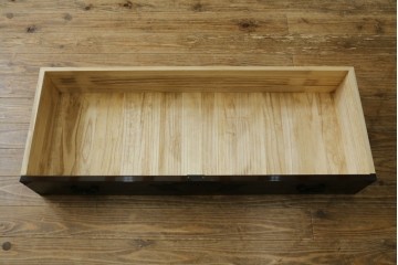 和製ヴィンテージ　美品　渡辺家具店　重厚な金具と木地呂塗りの艶が美しい仙台箪笥　(R-088199)