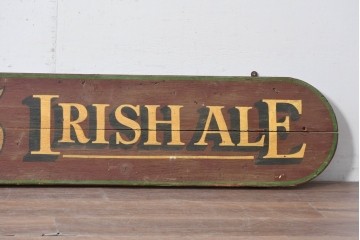 【簡易リペア限定品】　イギリスアンティーク　希少　著名工房作品　英国伝統サインペイント　ホップを描いた立体彫刻入り「Caffrey's IRISH ALE(カフリーズ)」のショップサイン　(R-088205)