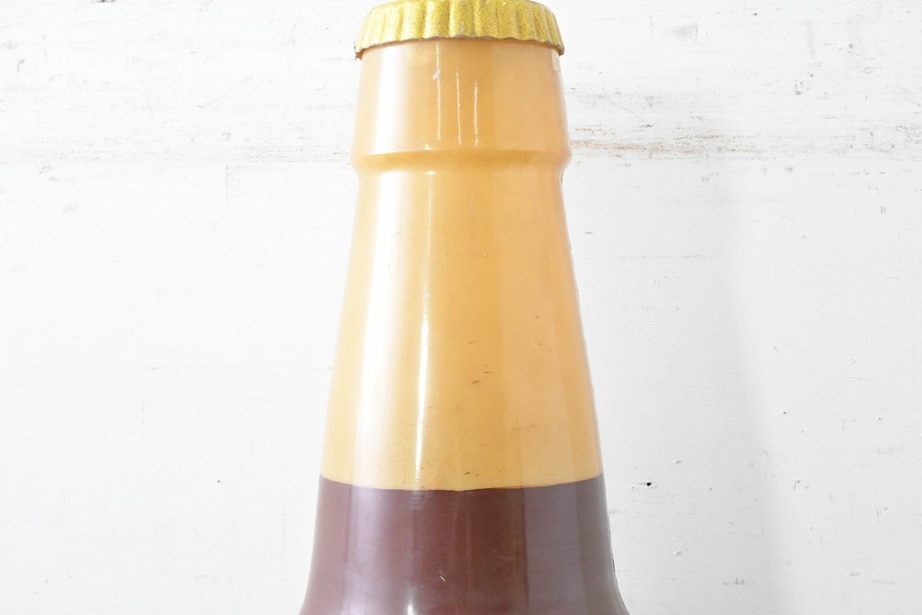 イギリスヴィンテージ　希少!!　Newcastle Brown Ale　大型のビール瓶型ディスプレイオブジェ　(R-088208)