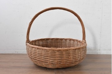 フランスヴィンテージ　直径70cm　特大サイズの取っ手付き籠　(R-088220)