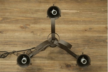 中古　希少な廃番品　オーデリック　やわらかな曲線フレームが上品な3灯シャンデリア　(R-088228)