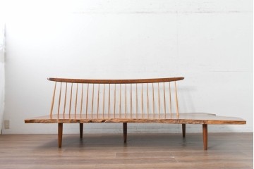 和製ヴィンテージ　ジョージ・ナカシマ(George Nakashima)　素材を活かした造形が魅力のコノイドベンチ　(R-088232)